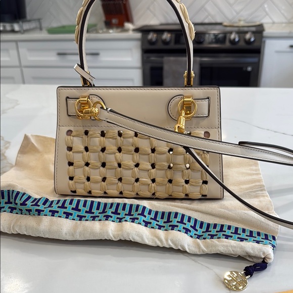 NWOT Tory Burch Lee Radziwill Raffia Punch Petite Bag - Picture 9 of 12